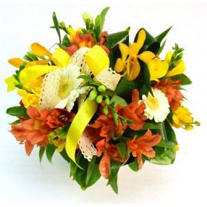 Elegance Flower Arrangement